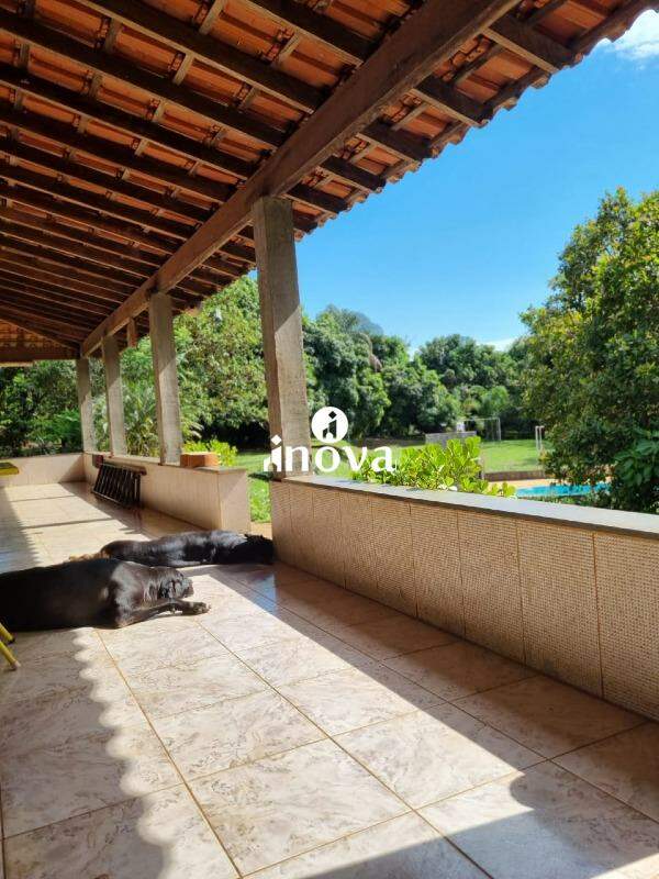 Chácara / Sítios à venda no Vila Real: 