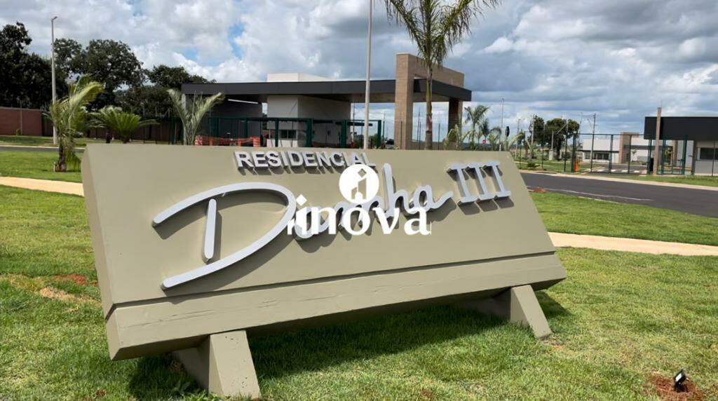 Terreno em Condomínio à venda no Damha III - Res. Uberaba: 