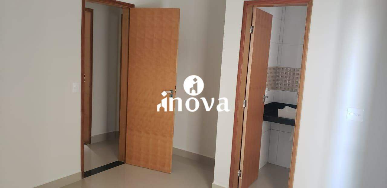 Apartamento à venda no Universitário: 