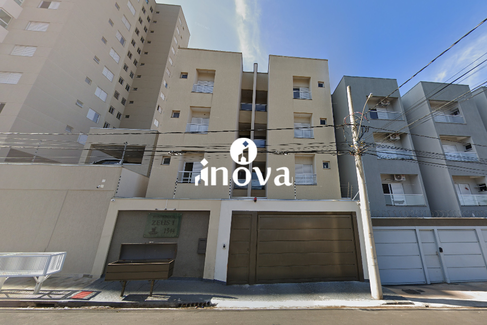 Apartamento à venda no Universitário: 