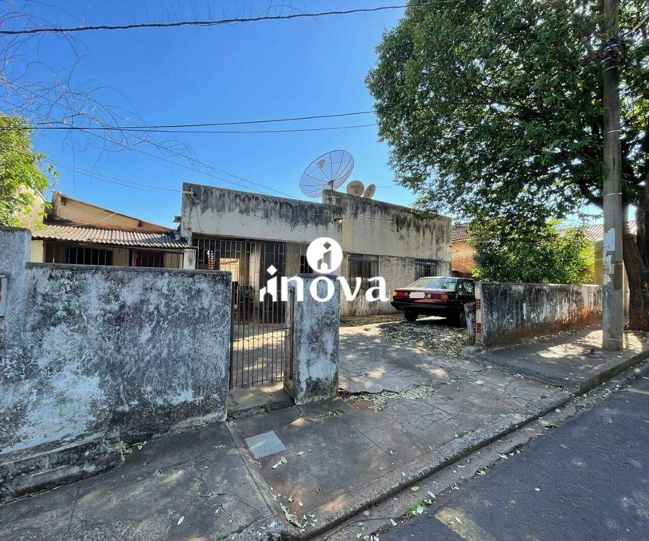 Terreno/Área à venda no Abadia: 