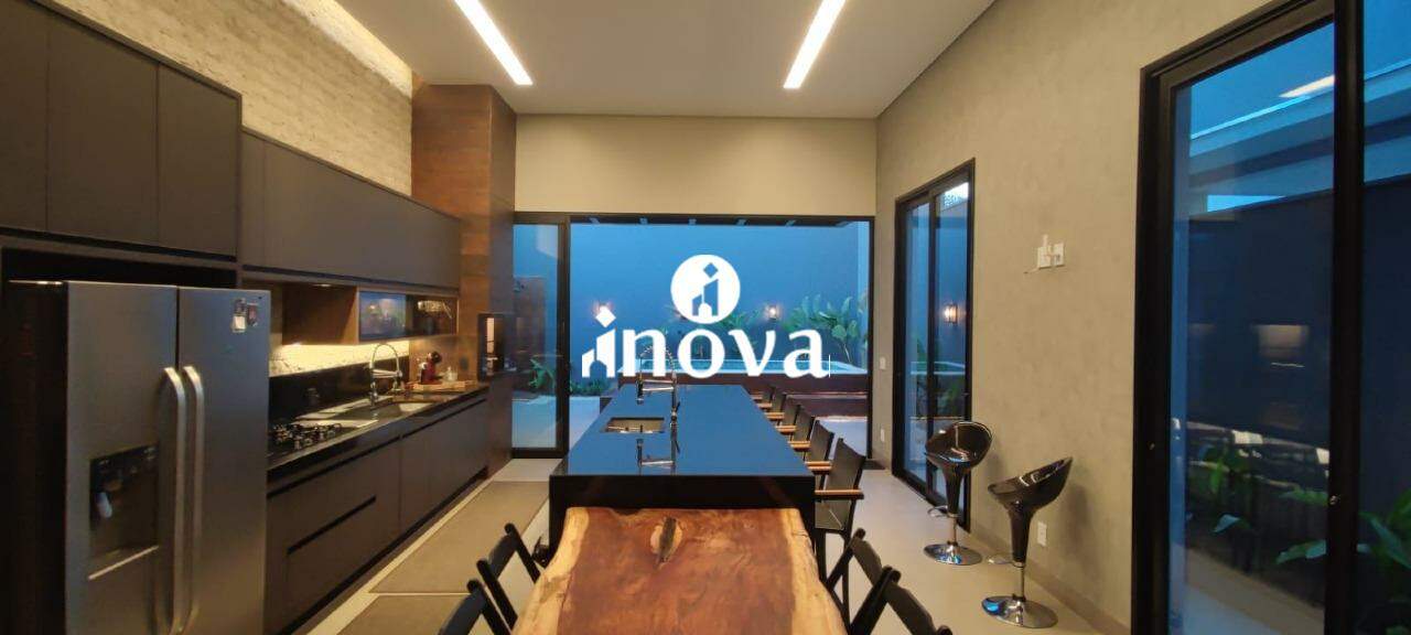 Casa Condomínio à venda no Estância dos Ipês: 