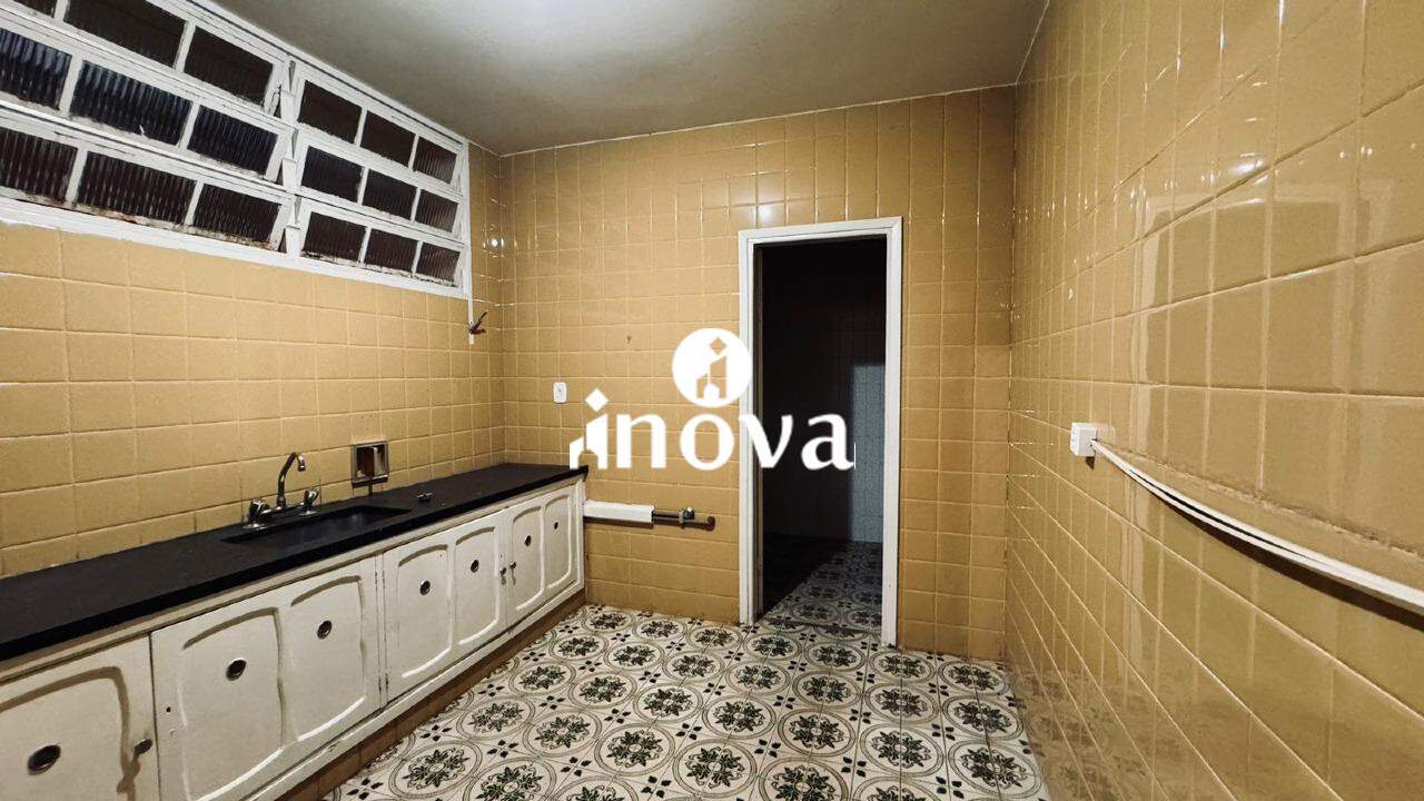 Casa à venda no Mercês: 