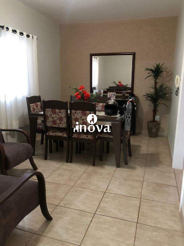 Casa à venda no Uberaba - Jardim: 