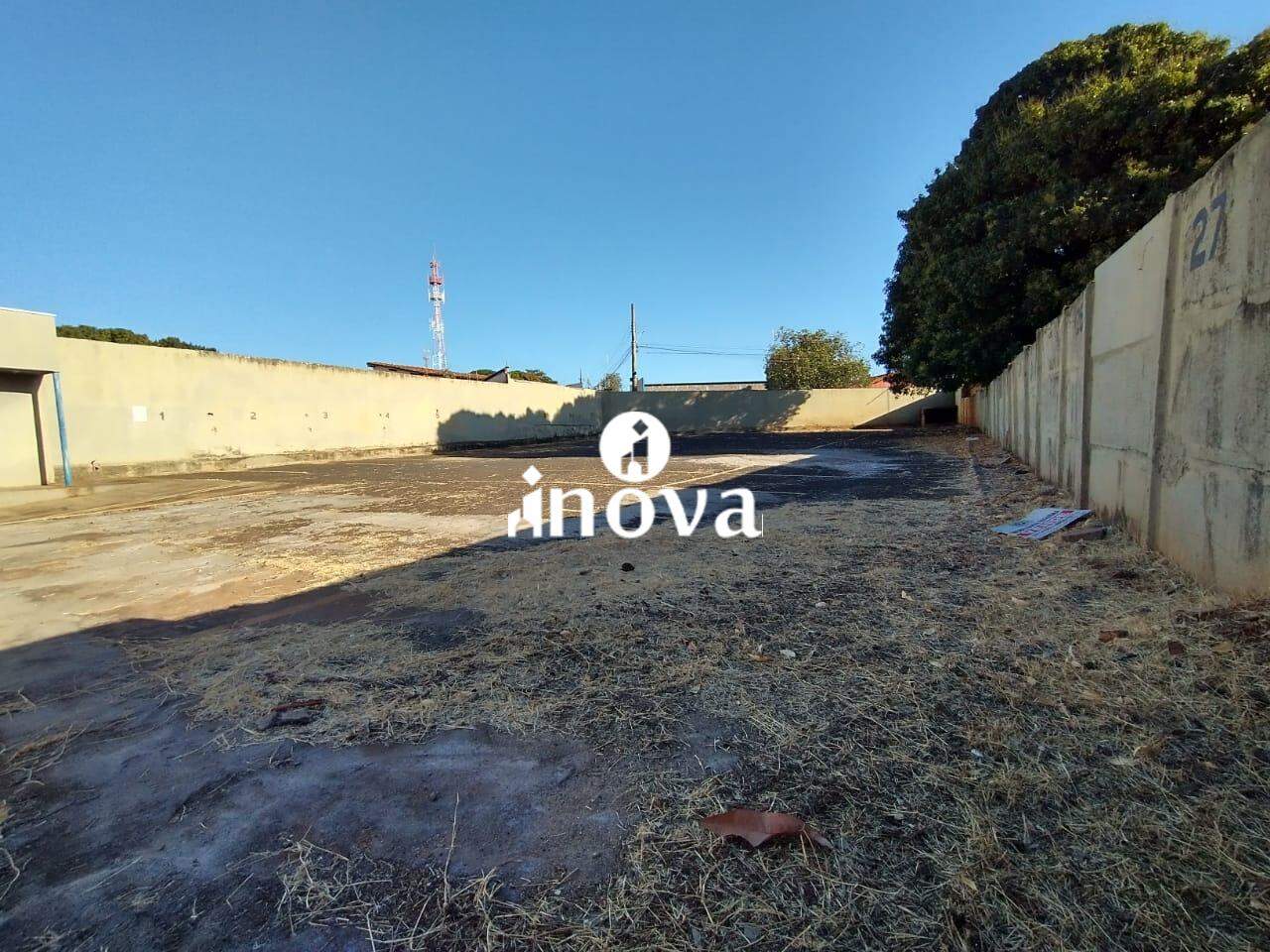 Área Comercial para aluguel no Santa Marta: 