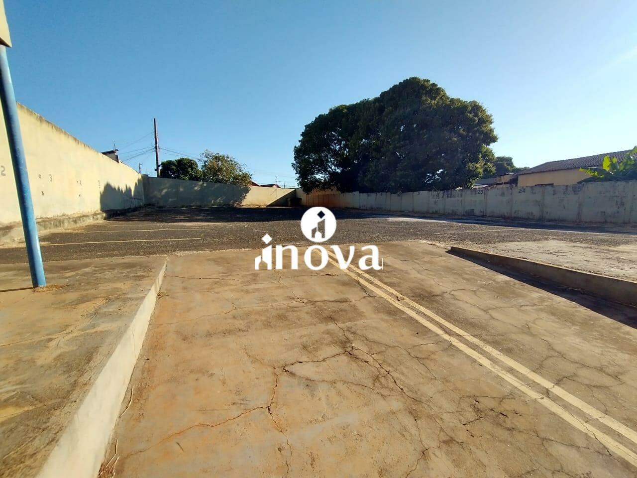 Área Comercial para aluguel no Santa Marta: 