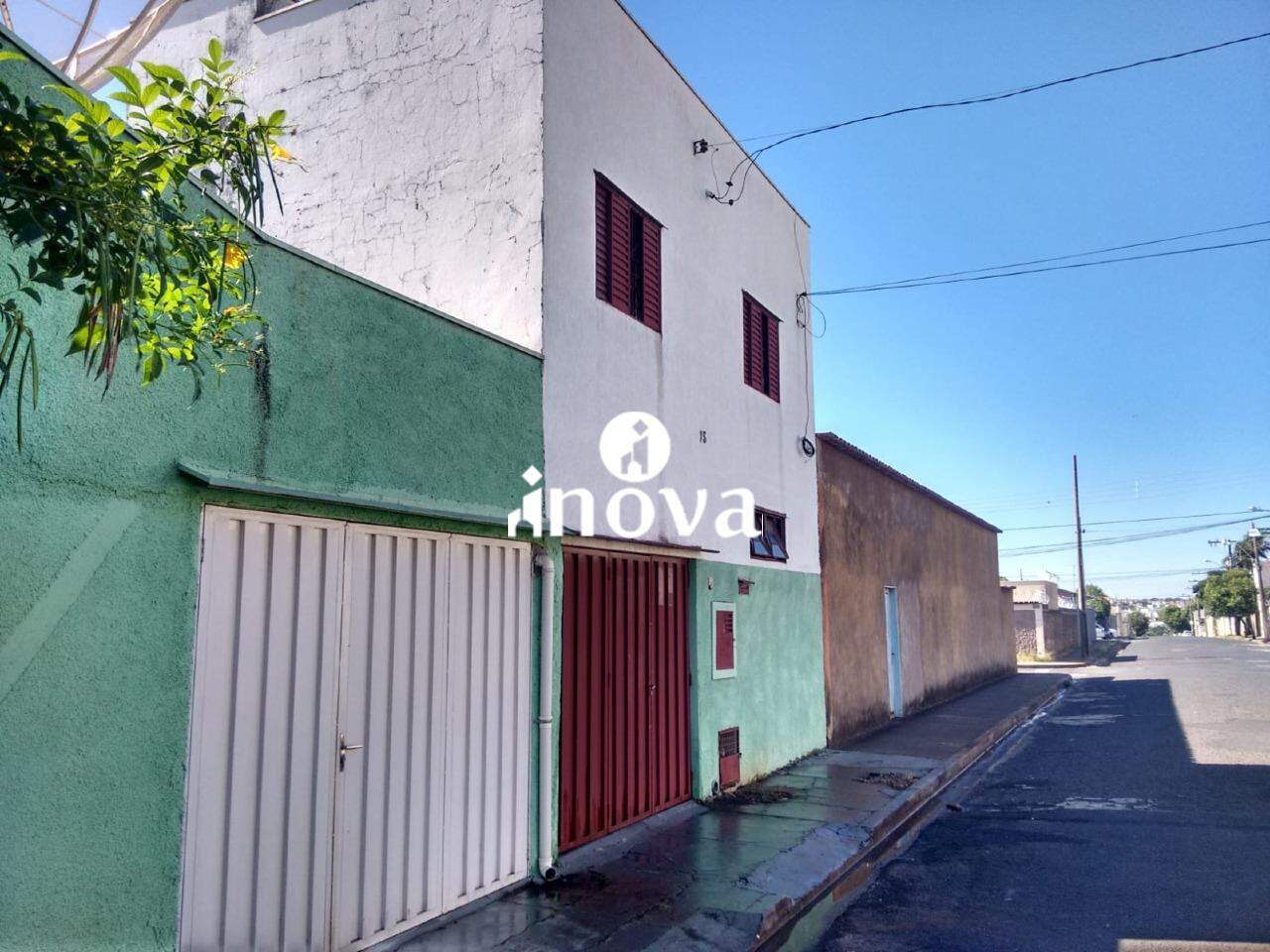 Casa à venda no Cássio Rezende: 