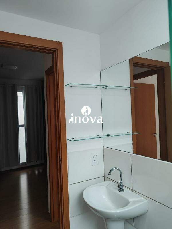 Apartamento à venda no Manoel Mendes: 