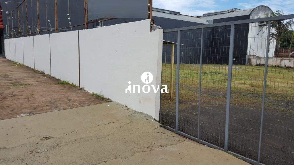 Terreno/Área à venda no Santa Maria: 