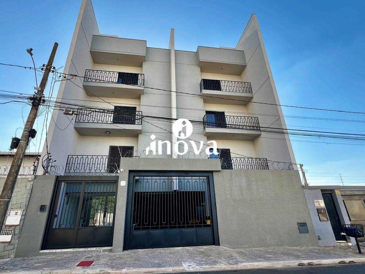 Apartamento à venda no Santa Maria: 