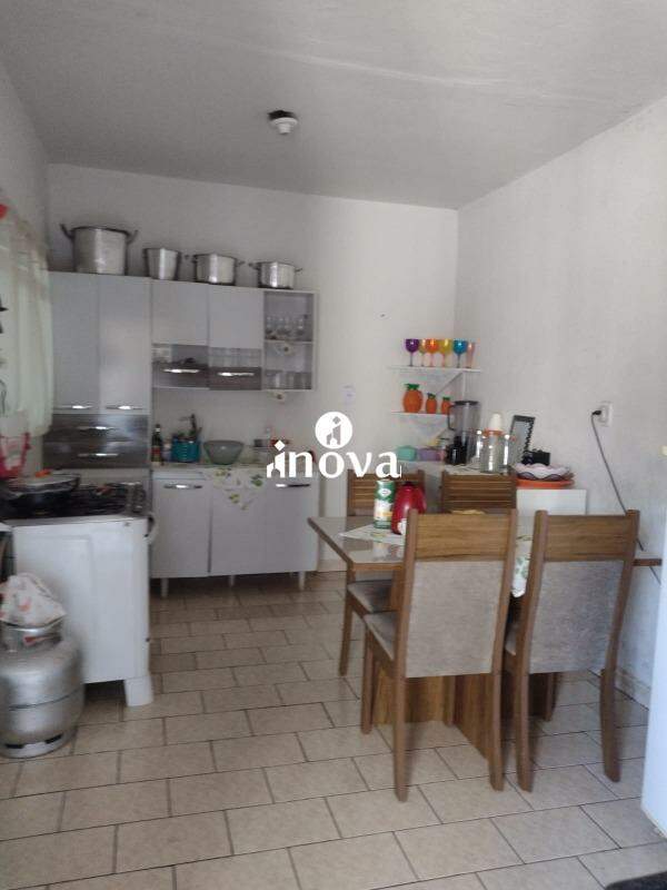 Casa à venda no Parque das Américas: 