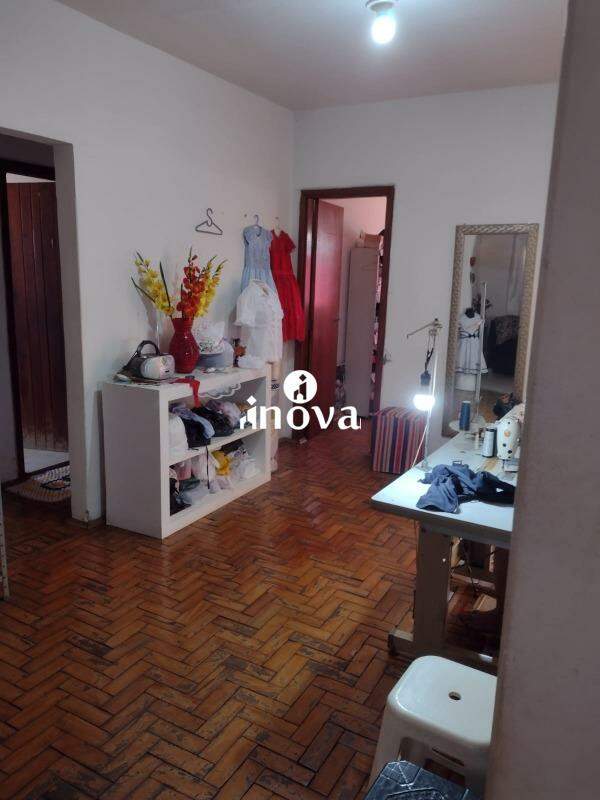 Casa à venda no Parque das Américas: 