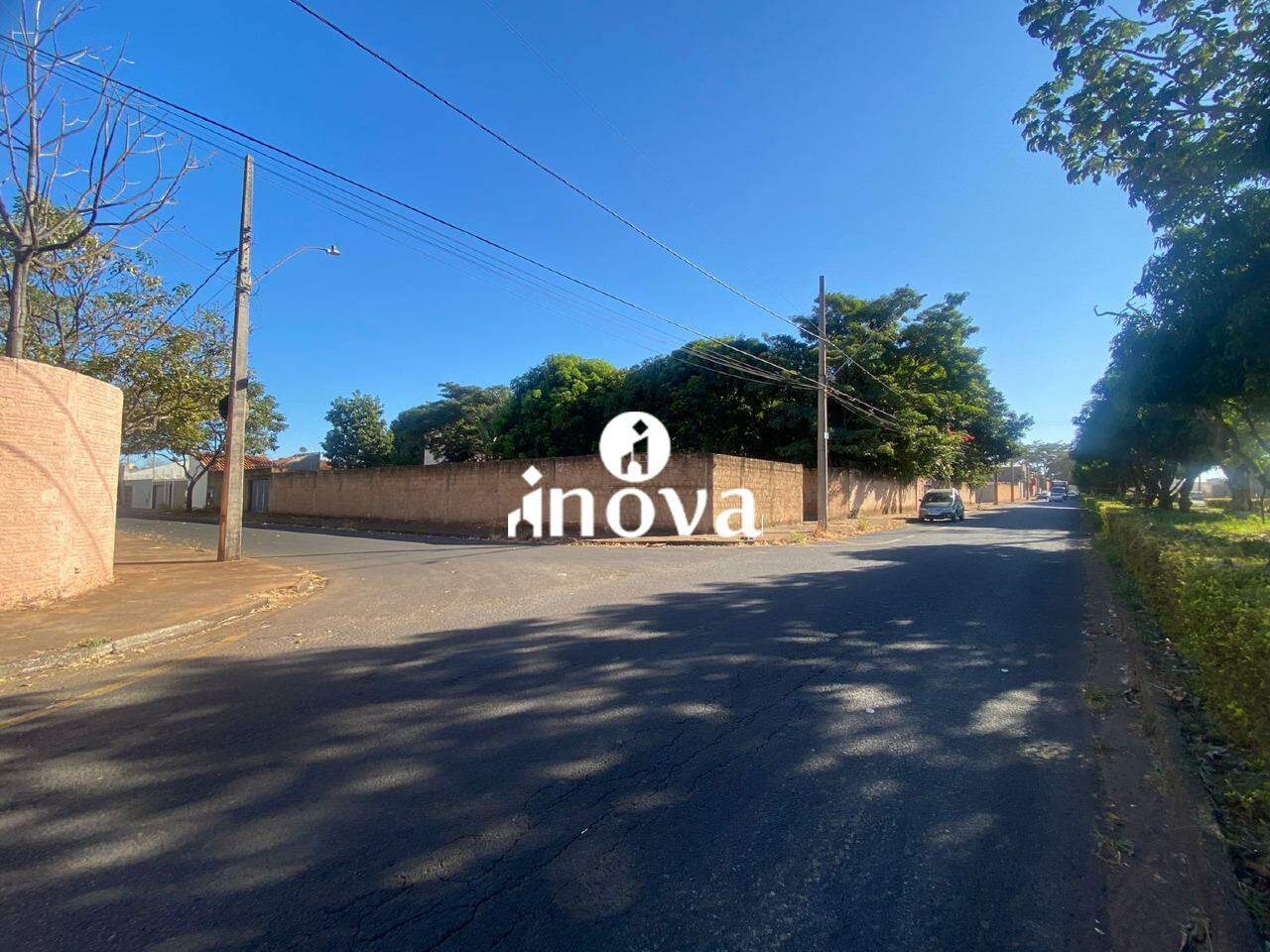 Terreno/Área à venda no Maracanã, Jardim: 