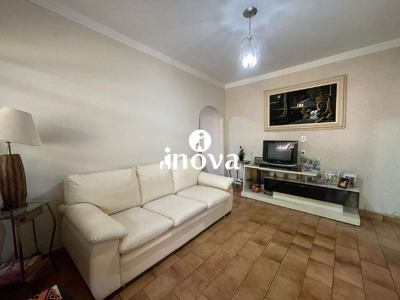 Casa à venda no Parque das Américas: 