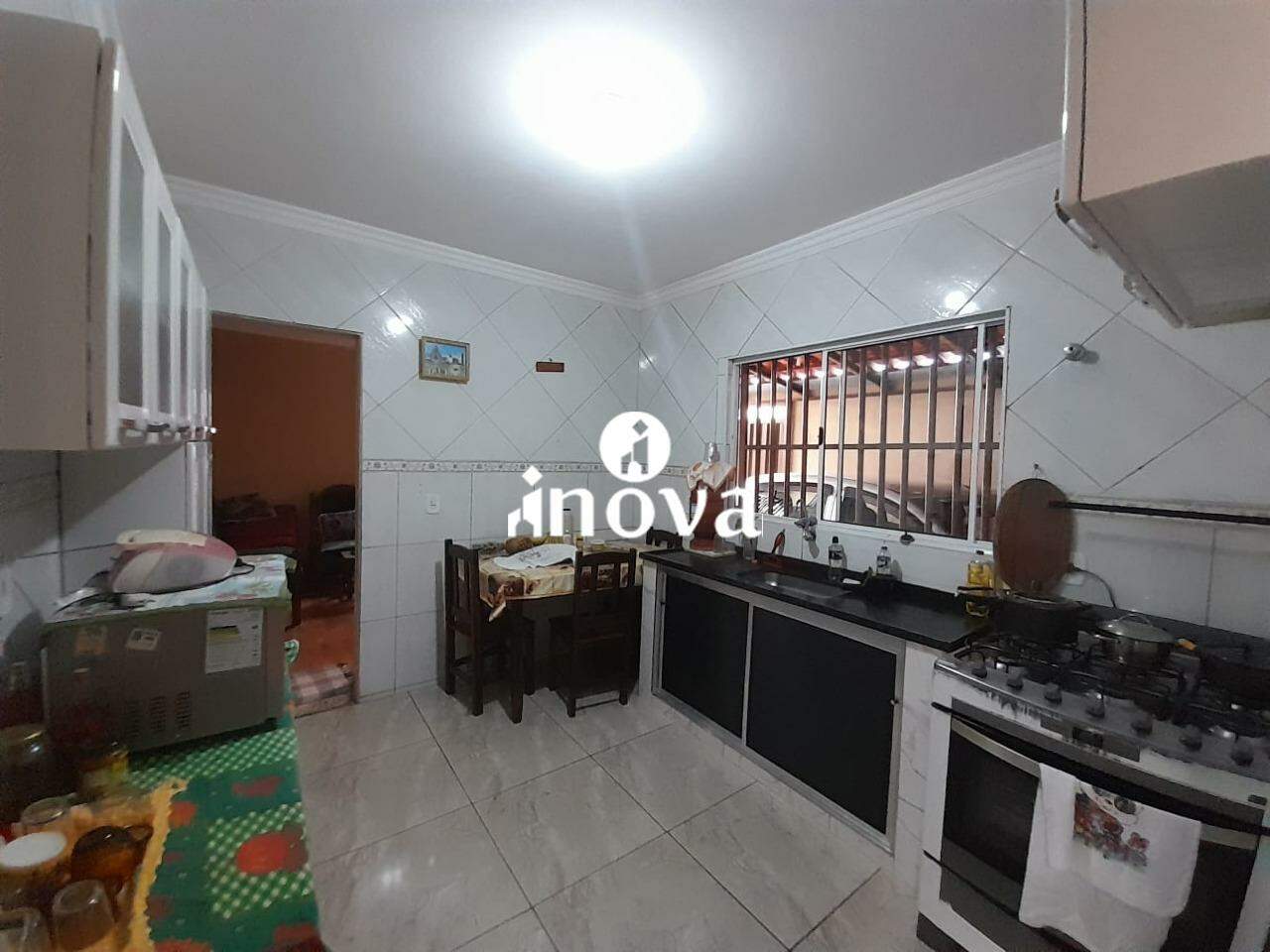 Casa à venda no Vila Militar: 