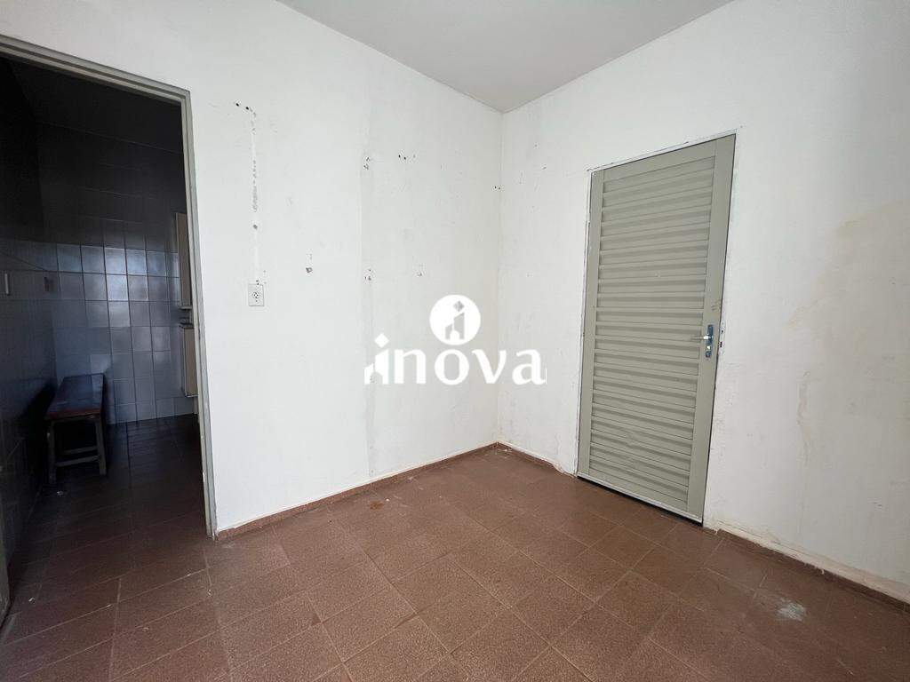 Casa Comercial à venda no Tutunas: 