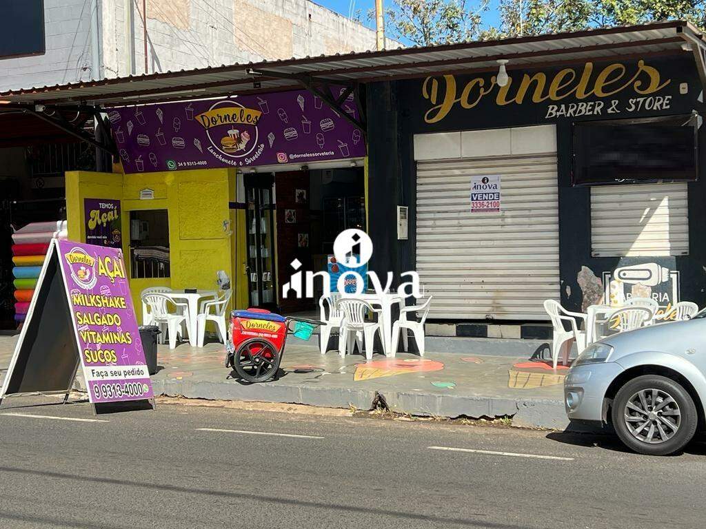 Casa Comercial à venda no Tutunas: 