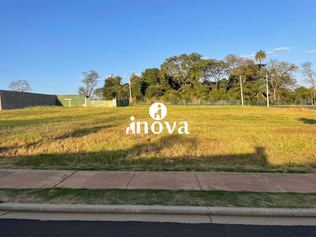 Terreno em Condomínio à venda no Damha III - Res. Uberaba: 