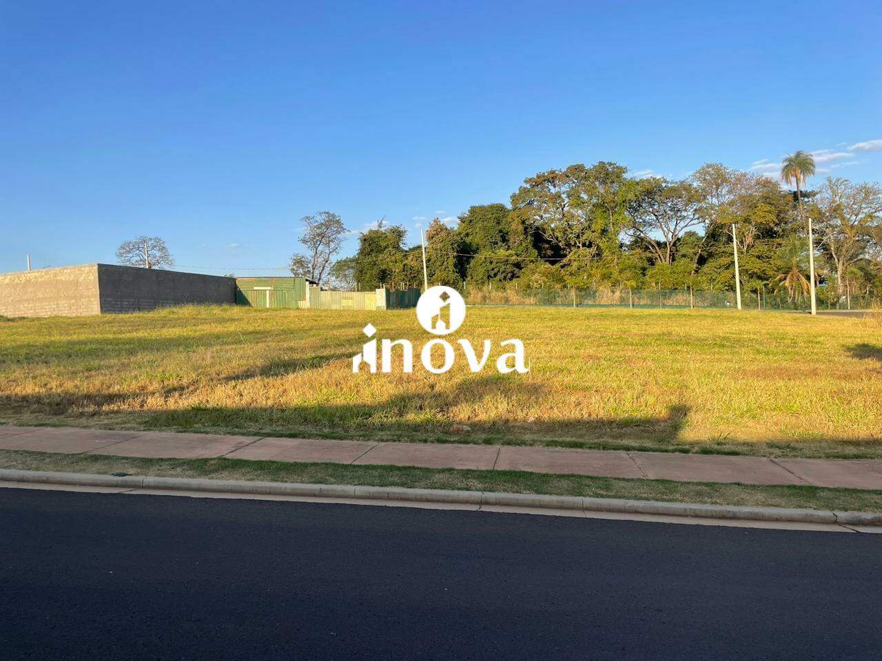 Terreno em Condomínio à venda no Damha III - Res. Uberaba: 