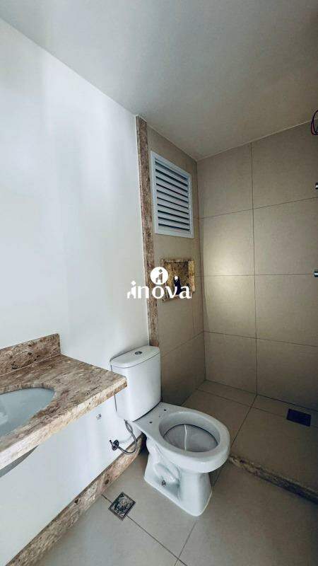 Apartamento à venda no Jardim do Lago: 