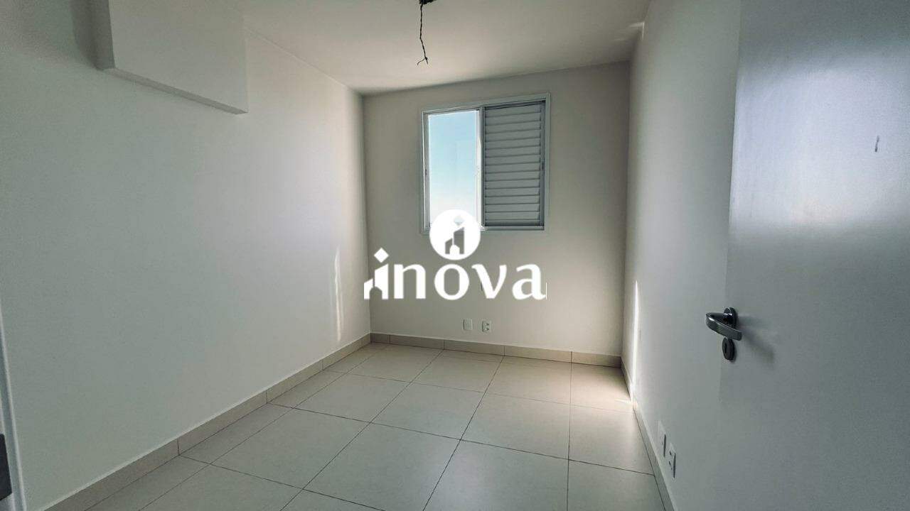 Apartamento à venda no Jardim do Lago: 