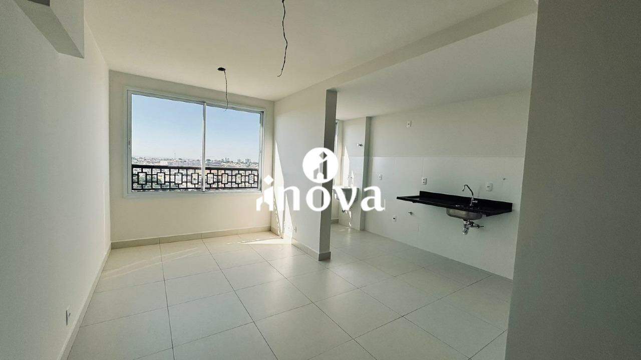 Apartamento à venda no Jardim do Lago: 