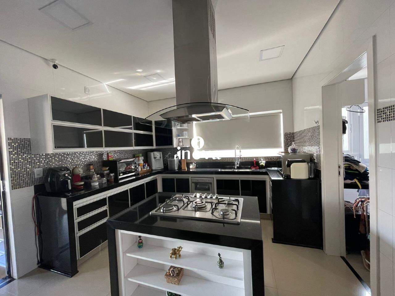 Casa Condomínio à venda no Estância dos Ipês: 