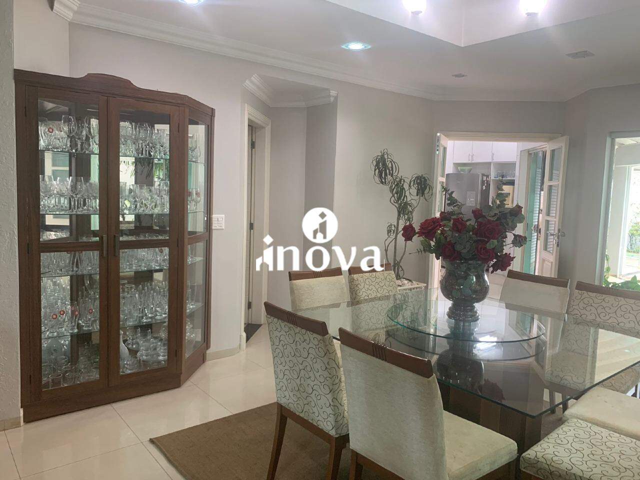 Casa à venda no Jardim do Lago: 