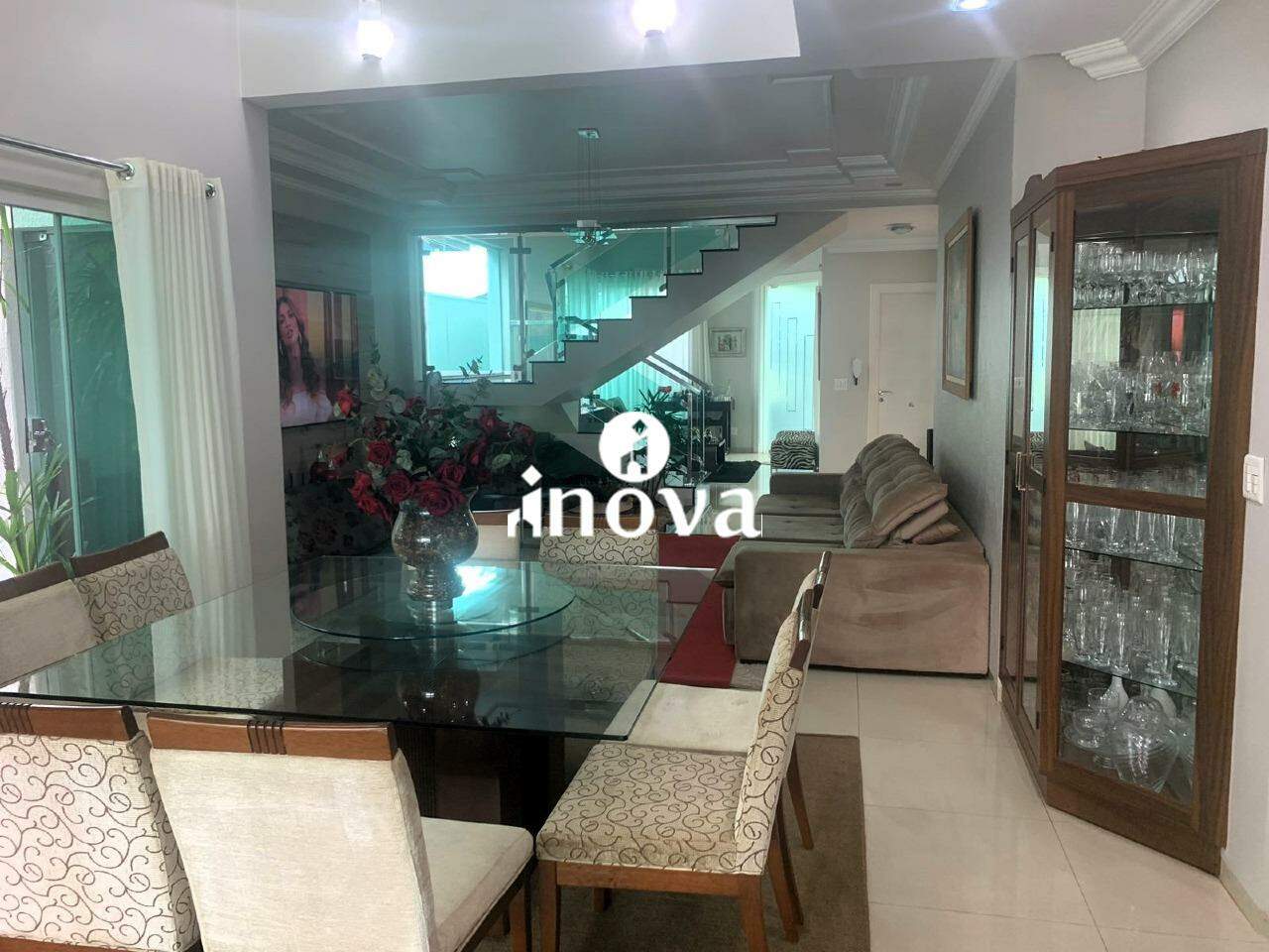 Casa à venda no Jardim do Lago: 