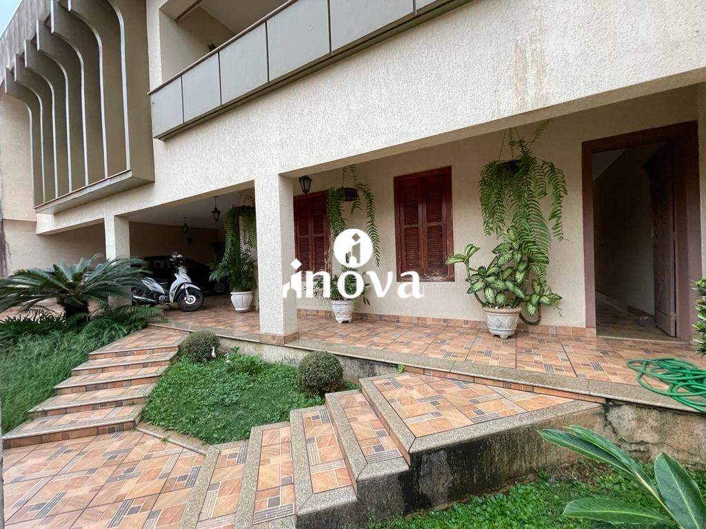 Casa à venda no Santa Maria: 