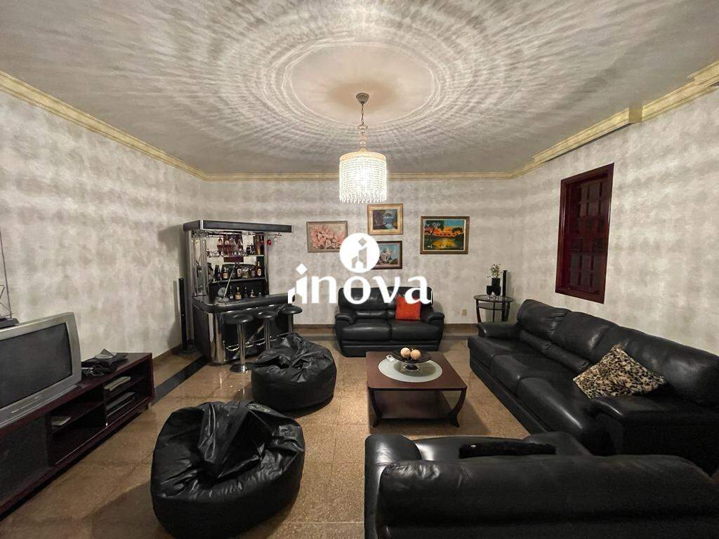 Casa à venda no Santa Maria: 