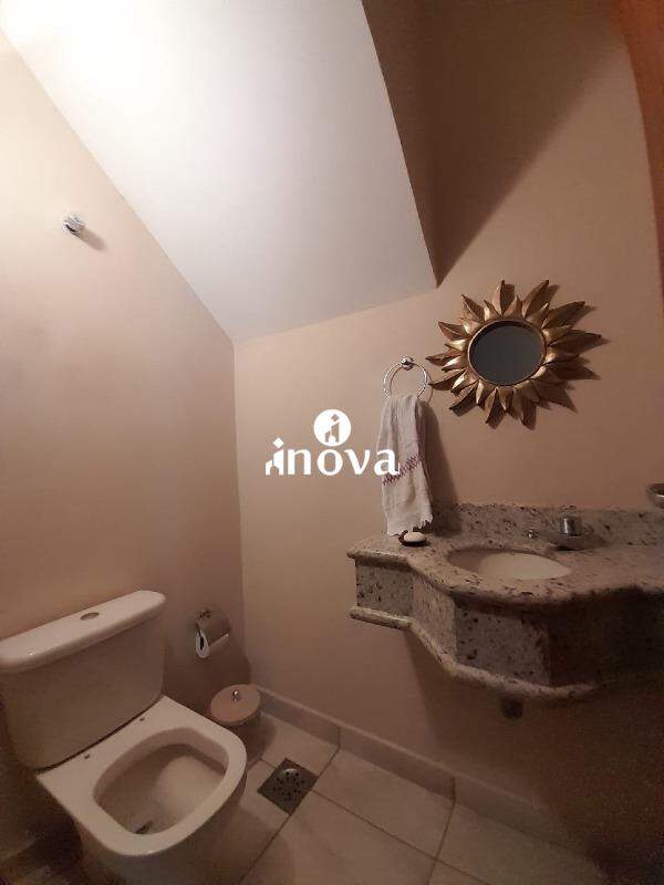 Casa à venda no Maria Helena - Vila: 