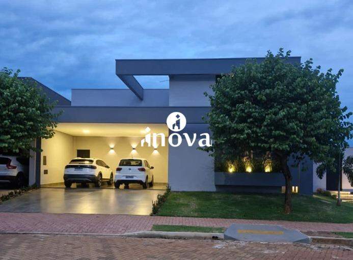 Casa Condomínio à venda no Estância dos Ipês: 