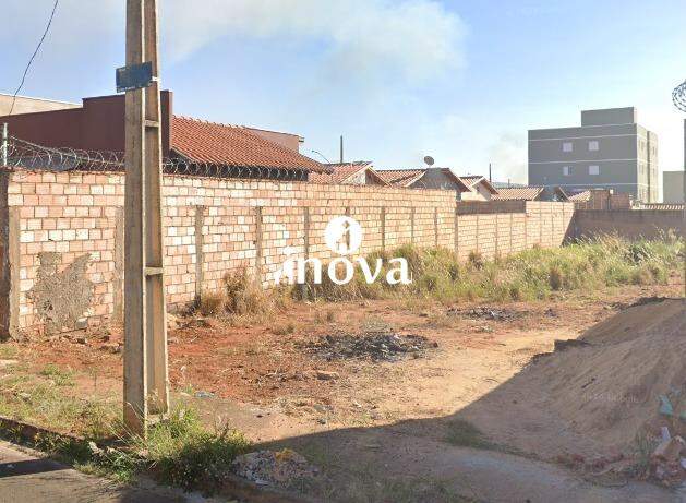 Terreno/Área à venda no Espanha, Residencial Jardim: 