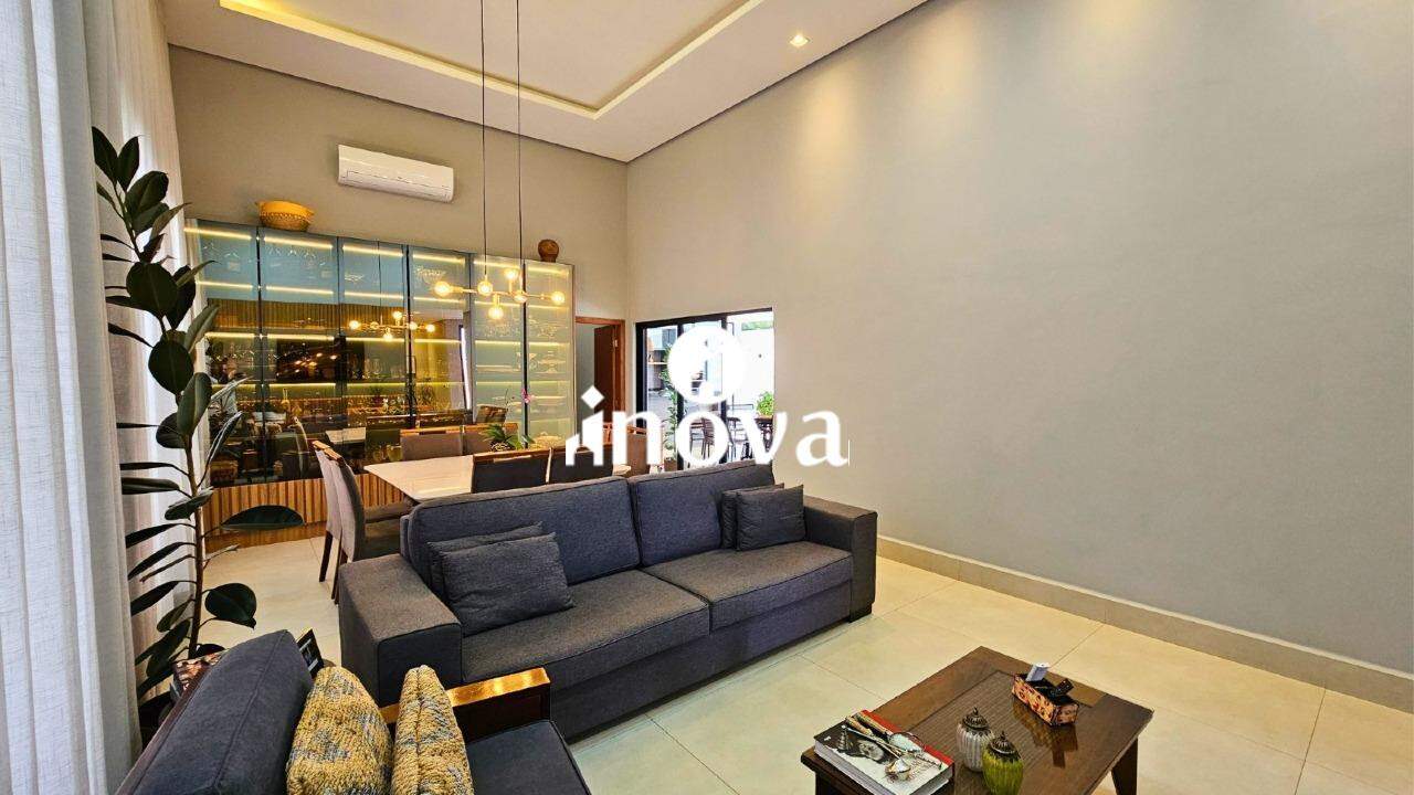 Casa Condomínio à venda no Damha I - Res. Uberaba: 