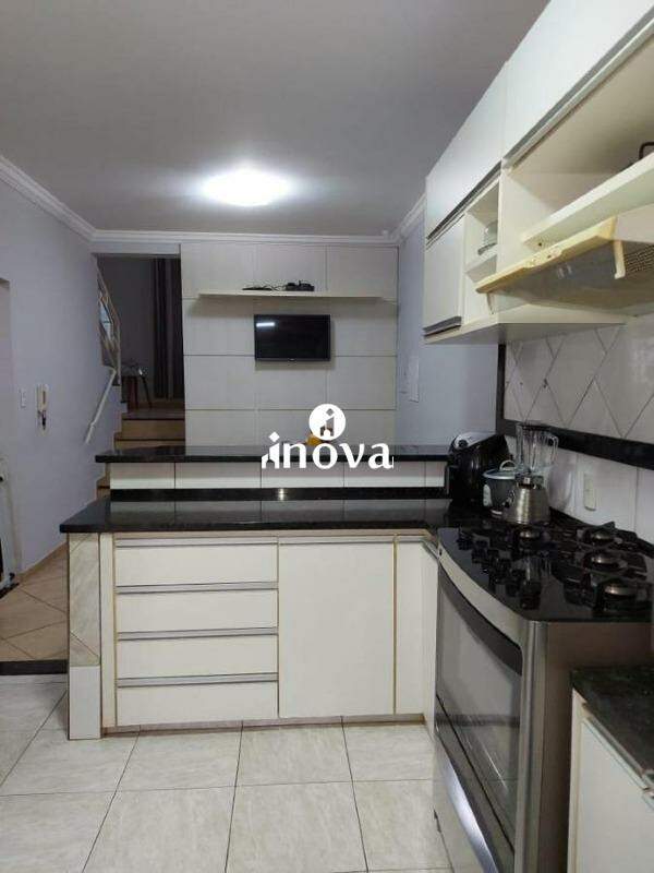 Casa à venda no Estados Unidos - Res.: 