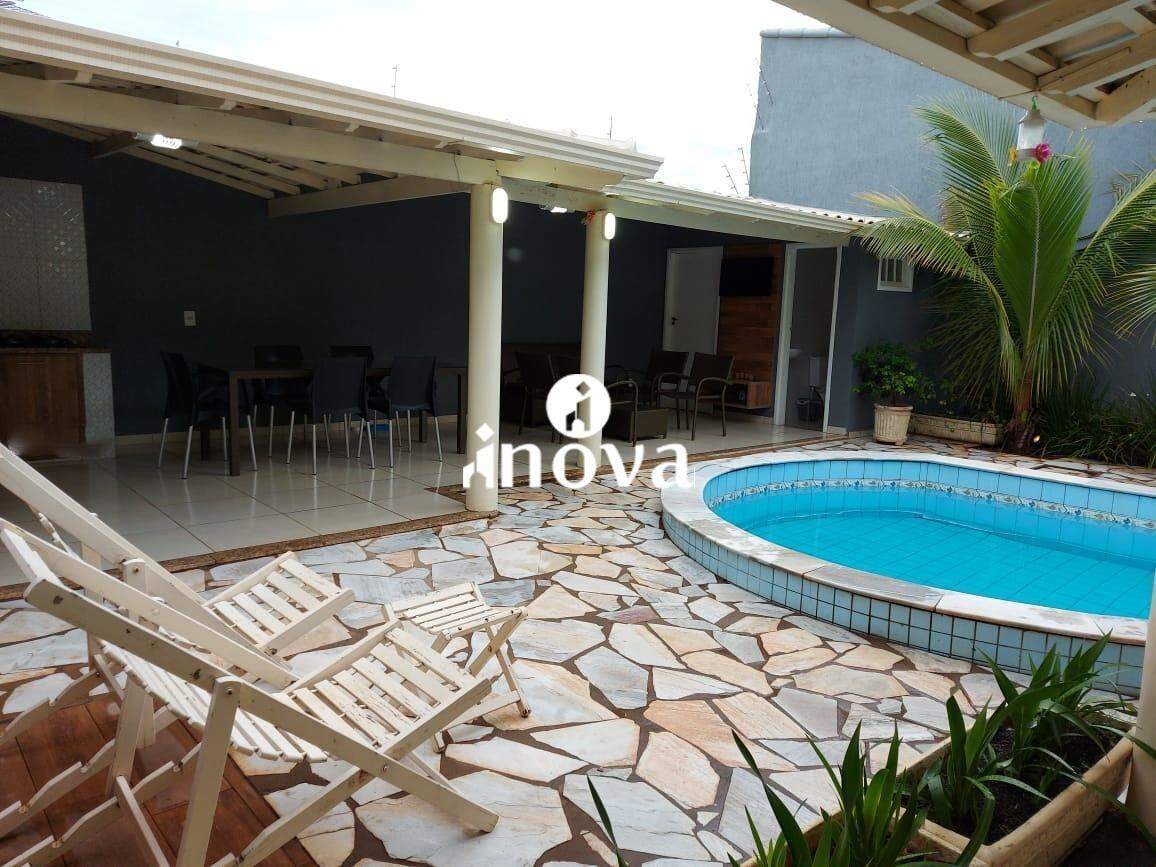 Casa à venda no Estados Unidos - Res.: 