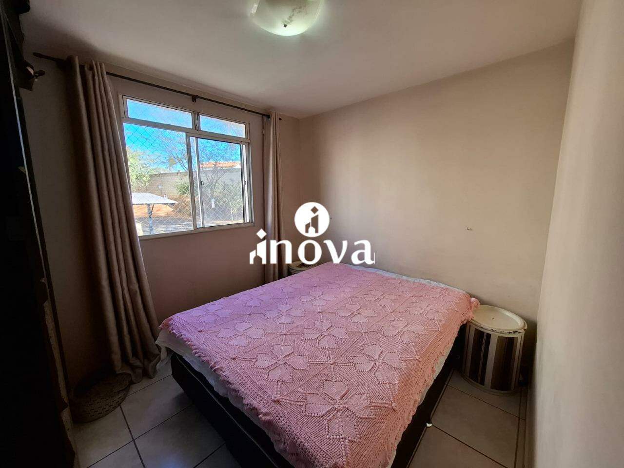 Apartamento à venda no Manoel Mendes: 