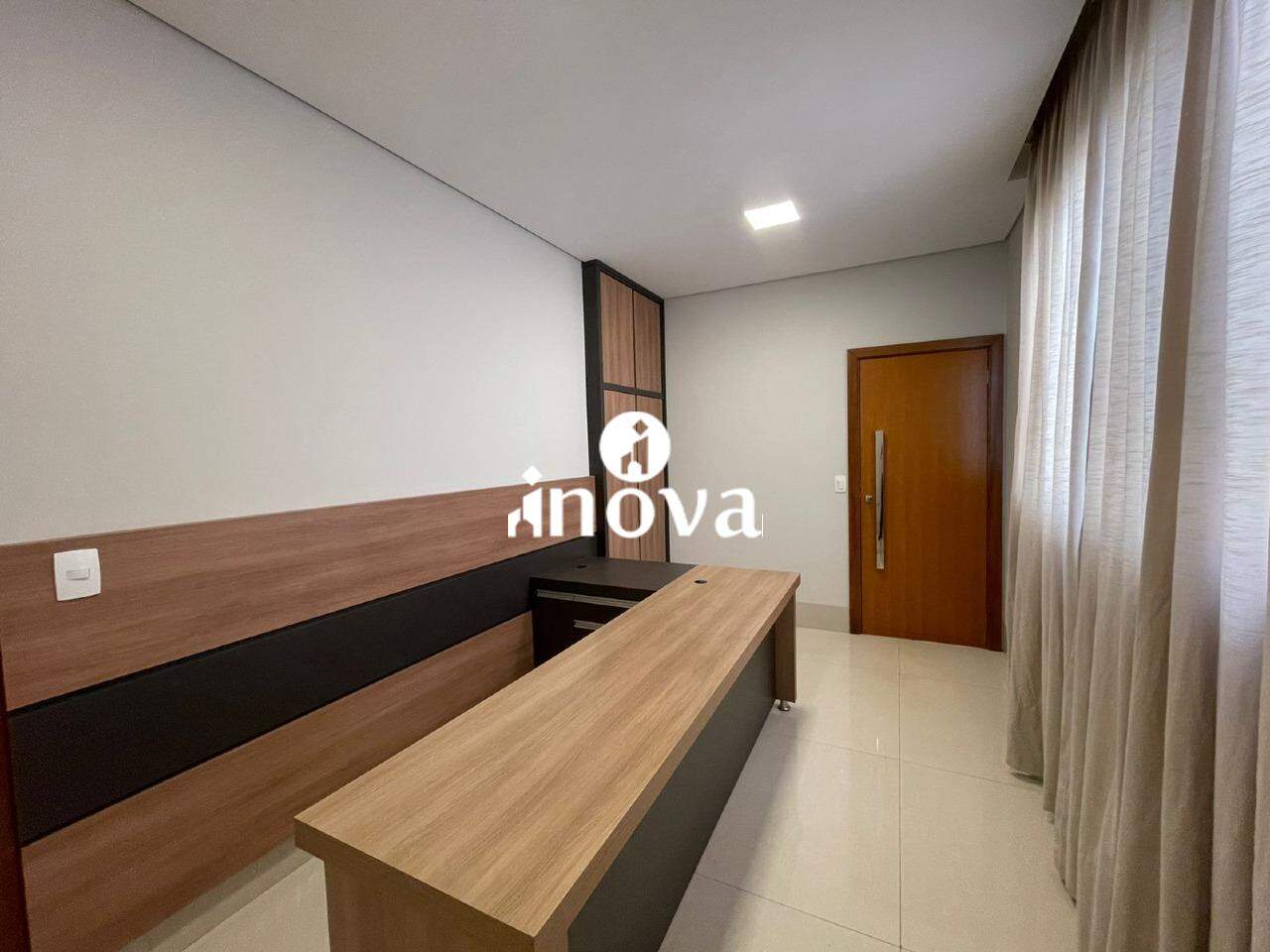 Casa Condomínio à venda no Flamboyant III Resid. Park: 