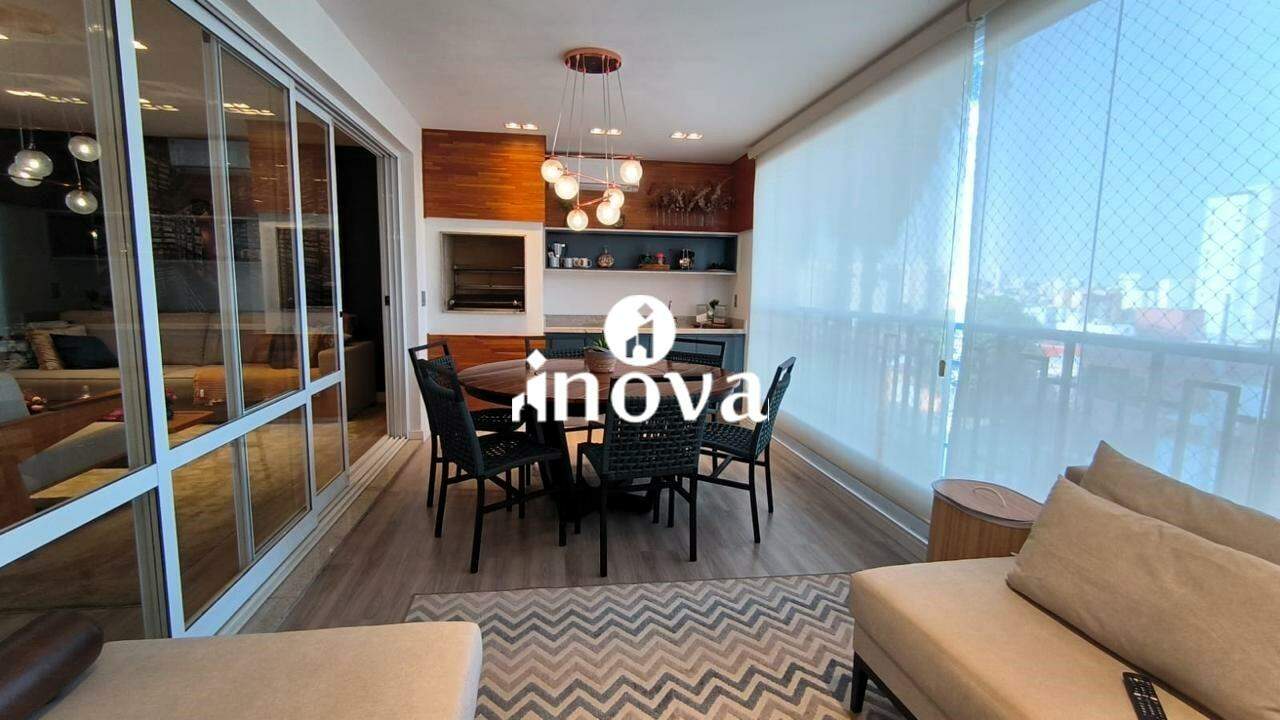 Apartamento à venda no Mercês: 