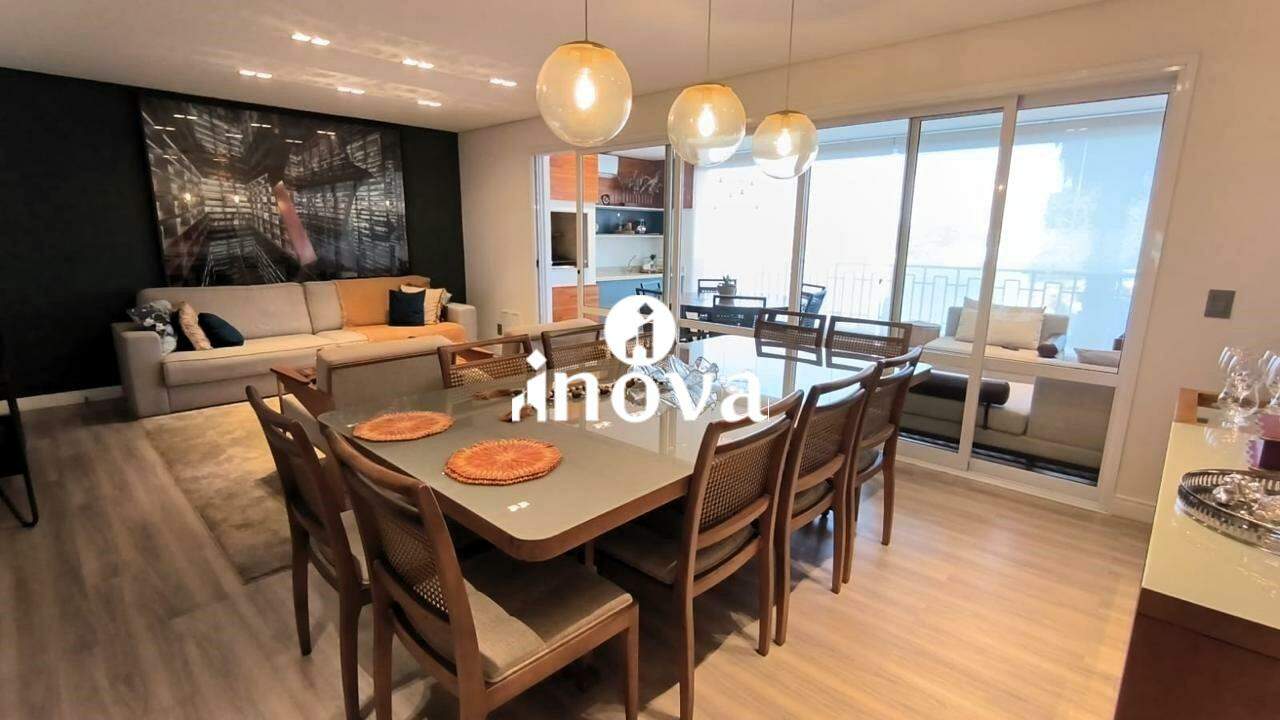 Apartamento à venda no Mercês: 