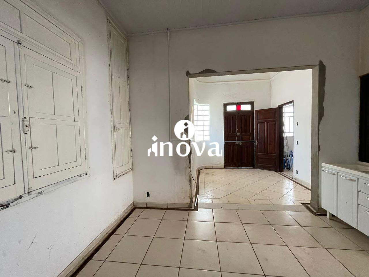 Casa Comercial à venda no Centro: 