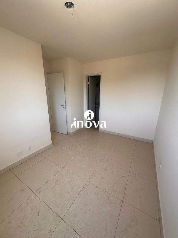 Apartamento à venda no Jardim do Lago: 