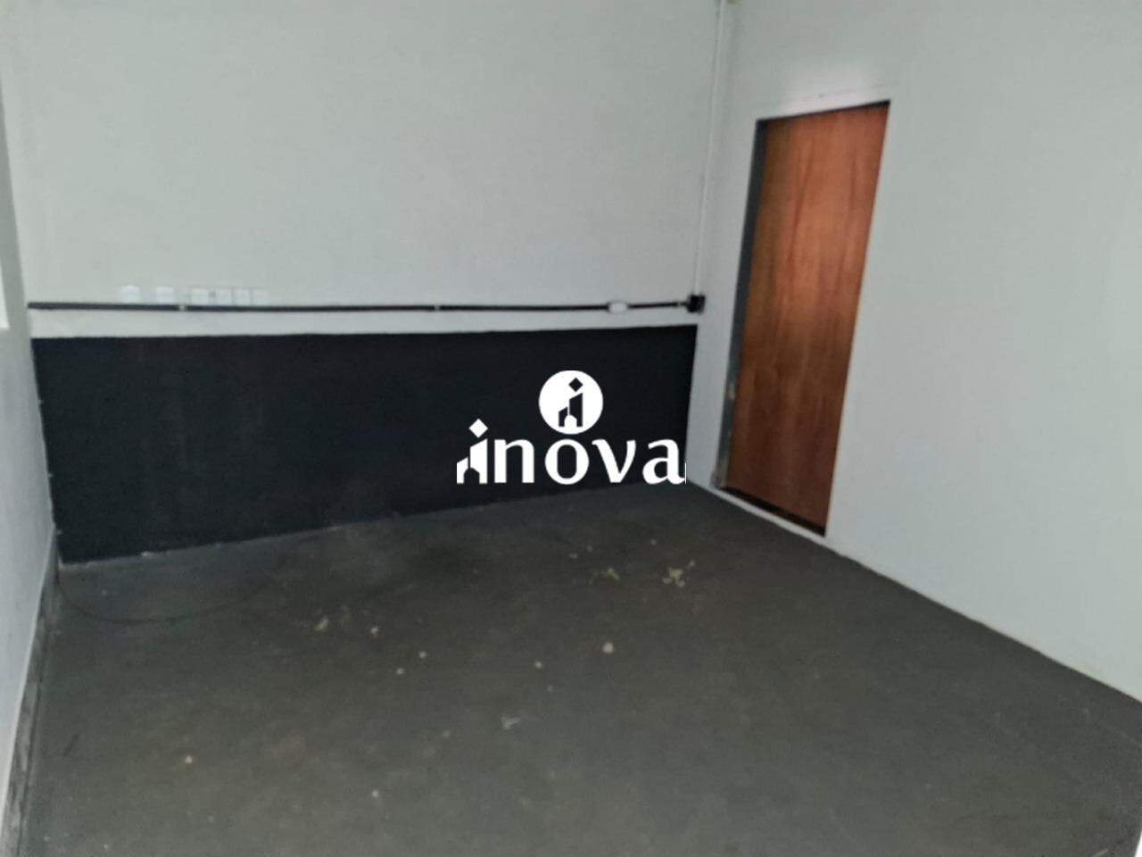 Galpão à venda no Laranjeiras II, Parque das: 