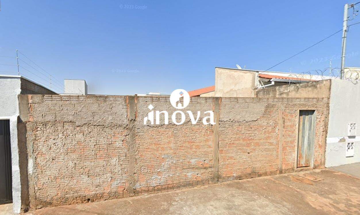 Terreno/Área à venda no Nenê Gomes, Jardim: 