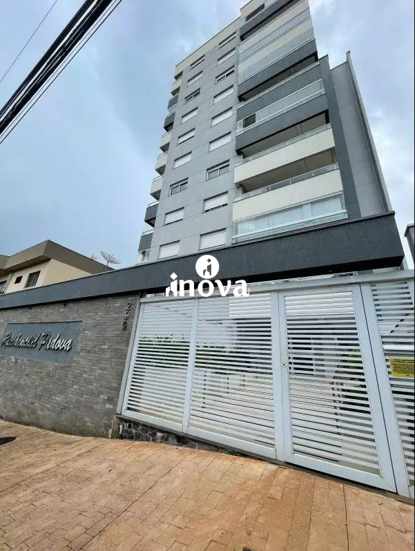 Apartamento à venda no Fabrício: 