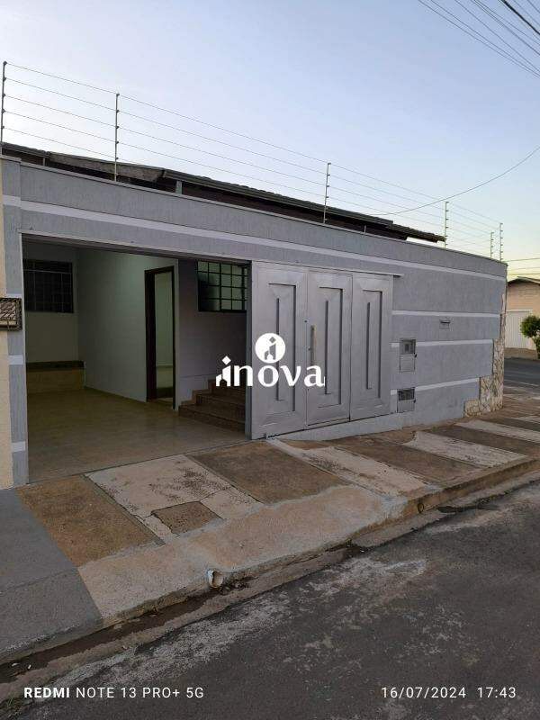 Casa à venda no Santa Maria: 