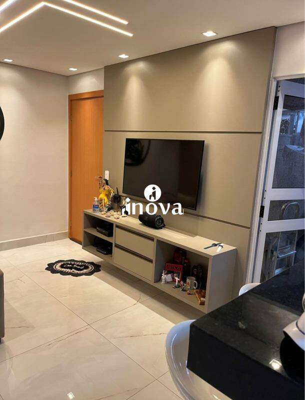 Apartamento à venda no Rec. dos Bandeirantes: 