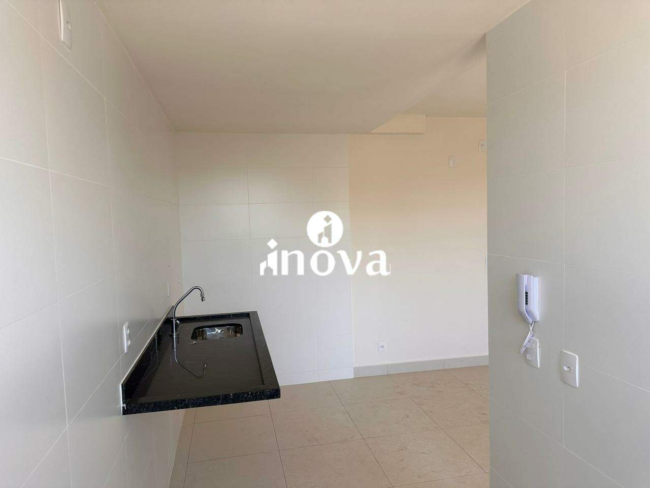 Apartamento à venda no Jardim do Lago: 
