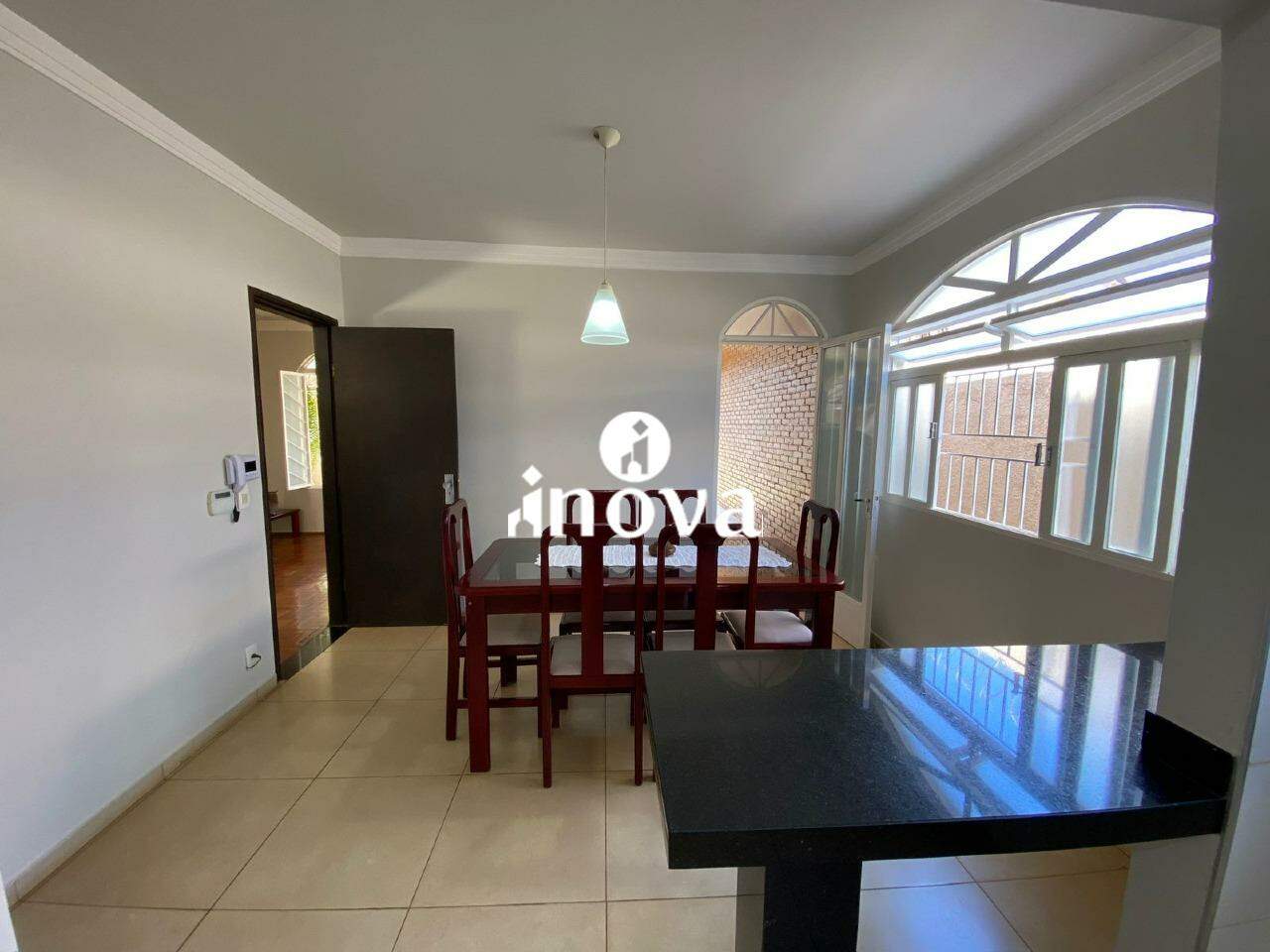 Casa à venda no Parque das Américas: 